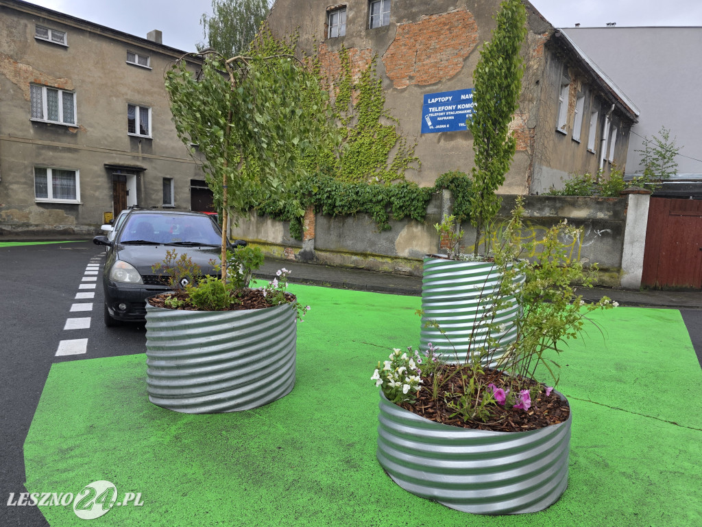 Zmiany na Placu Powstańców w Lesznie