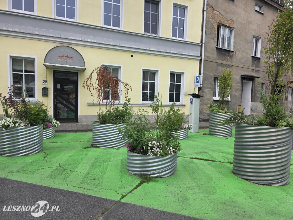 Zmiany na Placu Powstańców w Lesznie