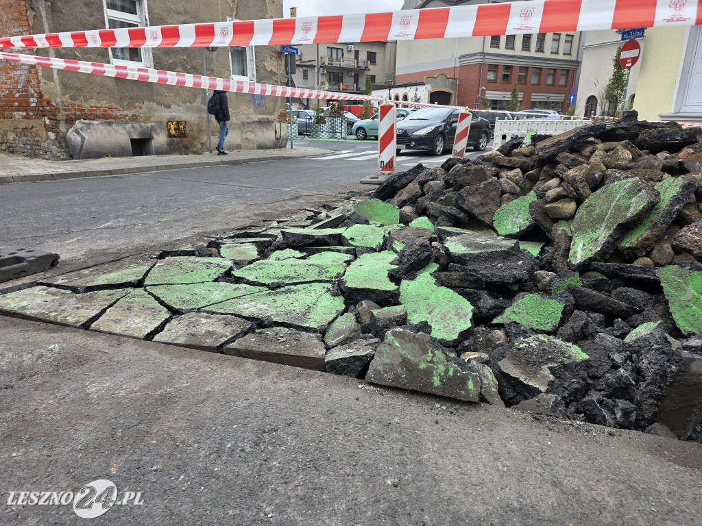 Zmiany na Placu Powstańców w Lesznie