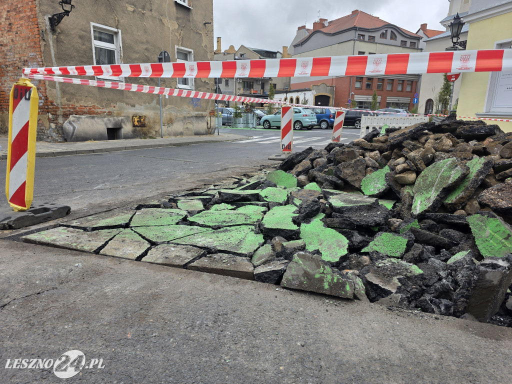 Zmiany na Placu Powstańców w Lesznie