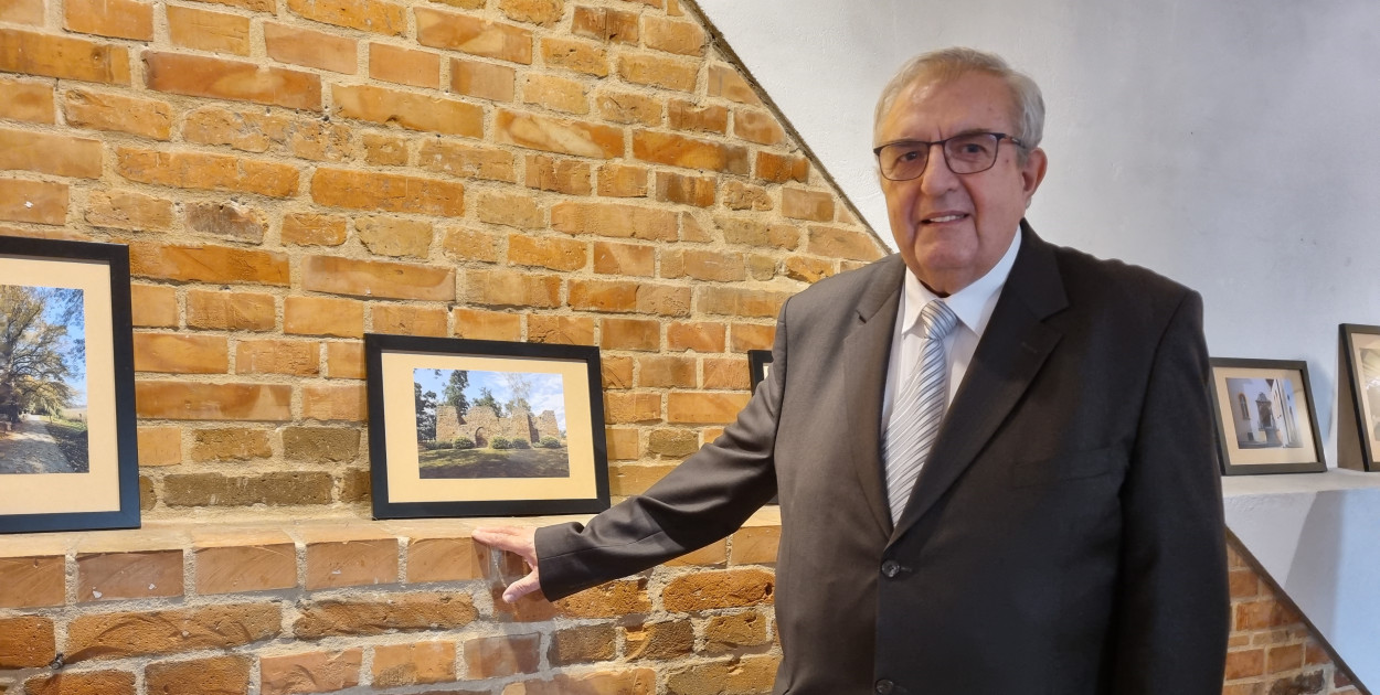 Między Niebem a Ziemią Zbyszka Bartkowiaka