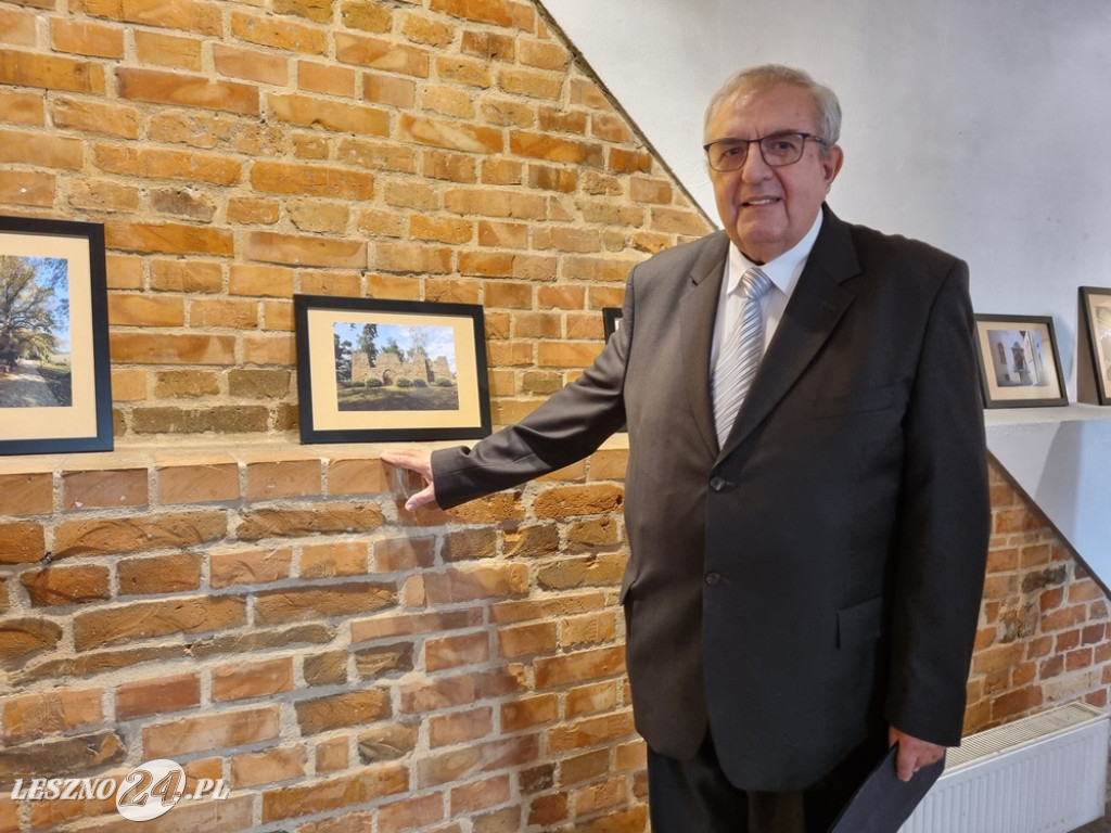 Między Niebem a Ziemią Zbyszka Bartkowiaka