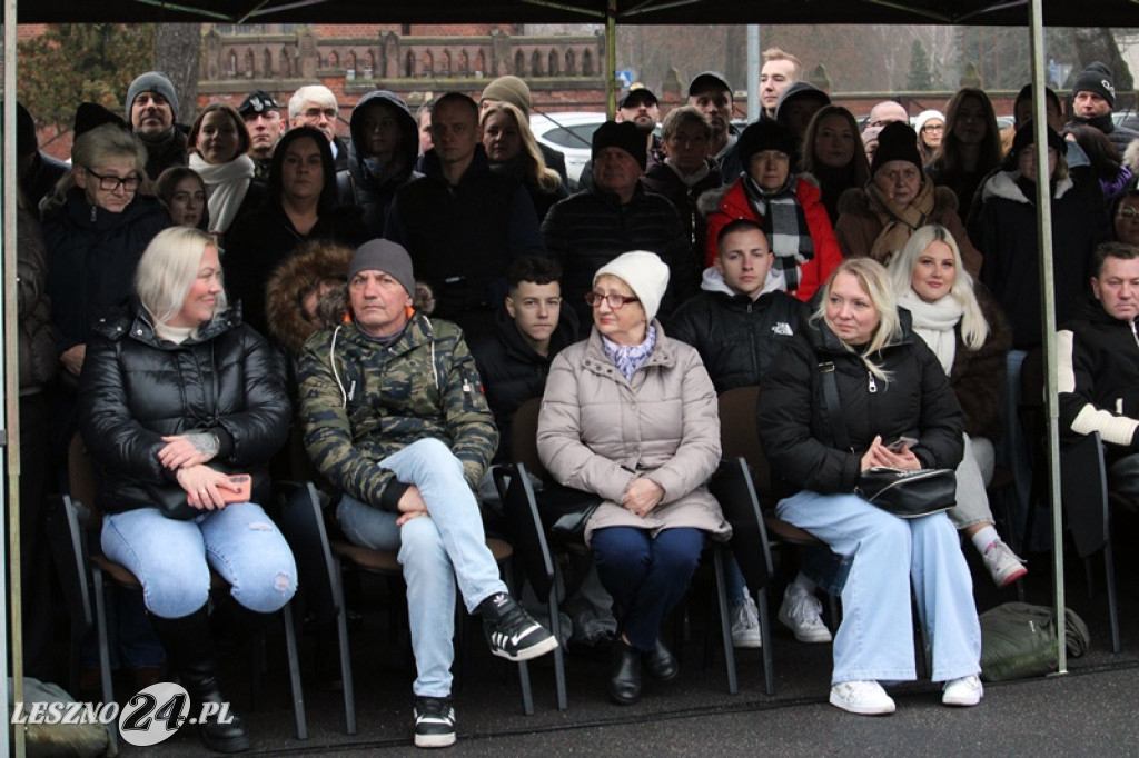 Przysięga żołnierzy dobrowolnej służby w Lesznie