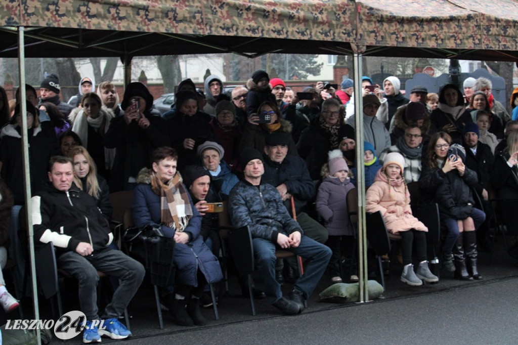 Przysięga żołnierzy dobrowolnej służby w Lesznie