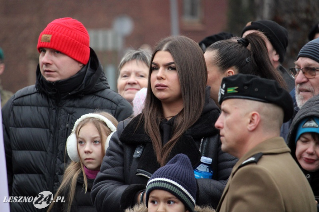 Przysięga żołnierzy dobrowolnej służby w Lesznie