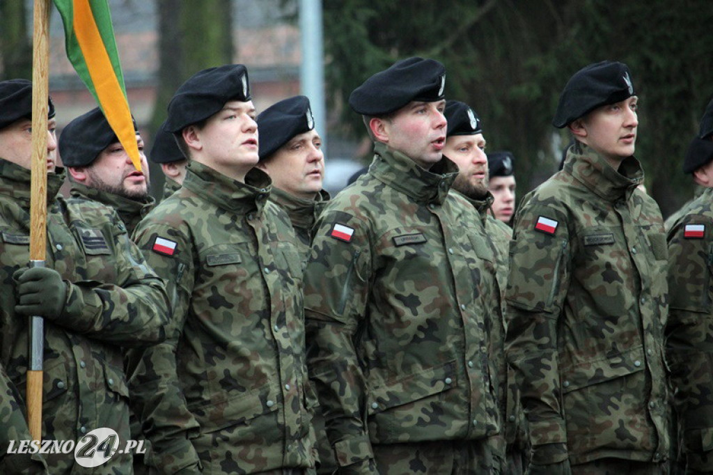 Przysięga żołnierzy dobrowolnej służby w Lesznie