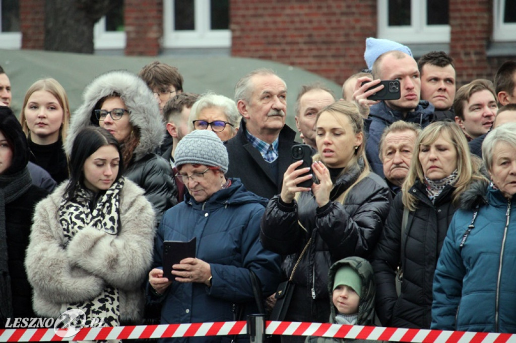 Przysięga żołnierzy dobrowolnej służby w Lesznie