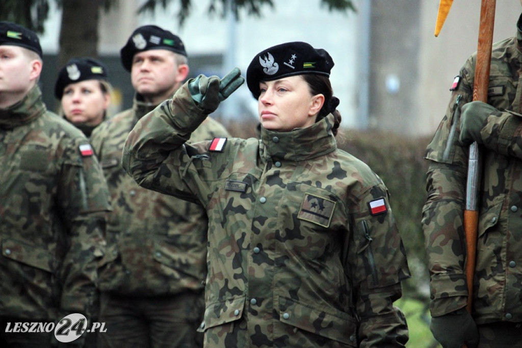 Przysięga żołnierzy dobrowolnej służby w Lesznie