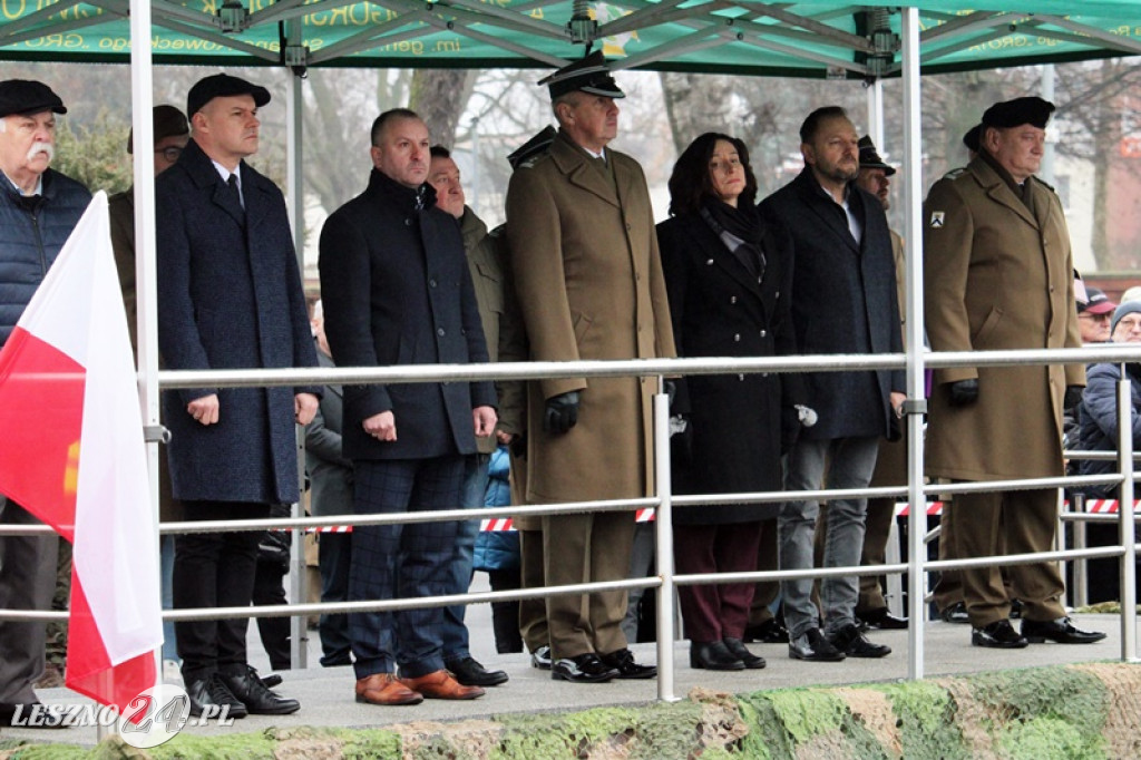 Przysięga żołnierzy dobrowolnej służby w Lesznie