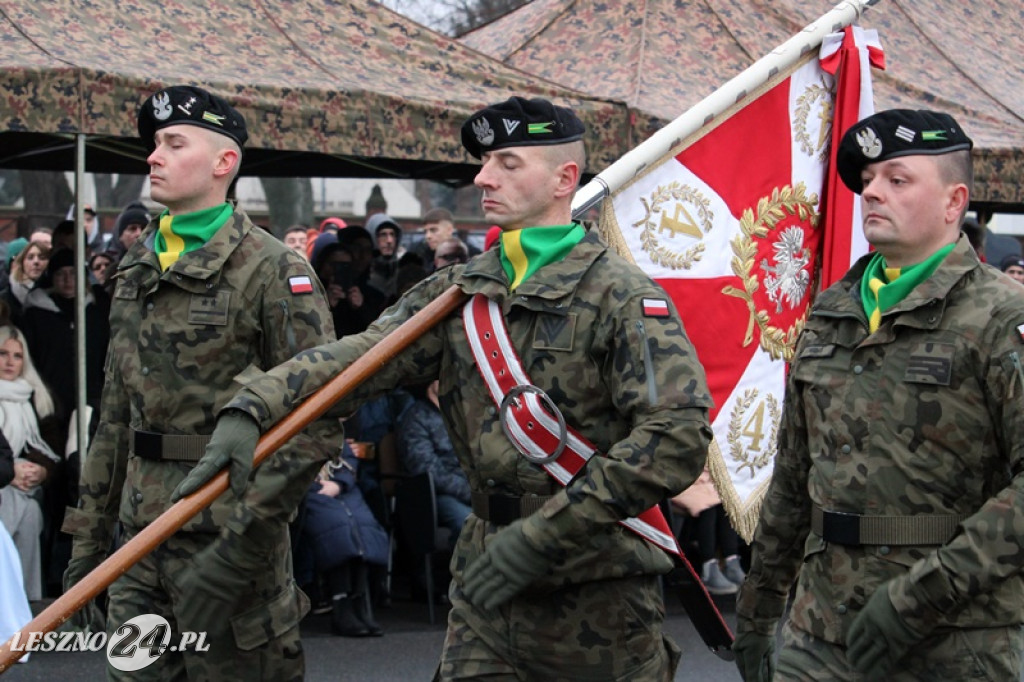 Przysięga żołnierzy dobrowolnej służby w Lesznie