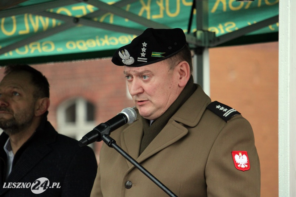 Przysięga żołnierzy dobrowolnej służby w Lesznie