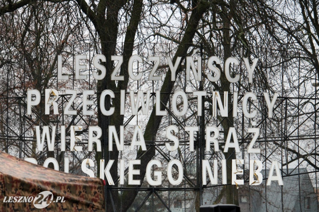 Przysięga żołnierzy dobrowolnej służby w Lesznie