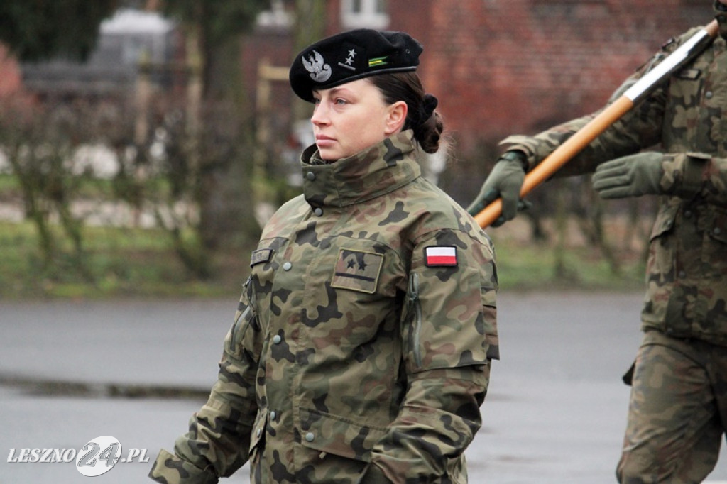 Przysięga żołnierzy dobrowolnej służby w Lesznie