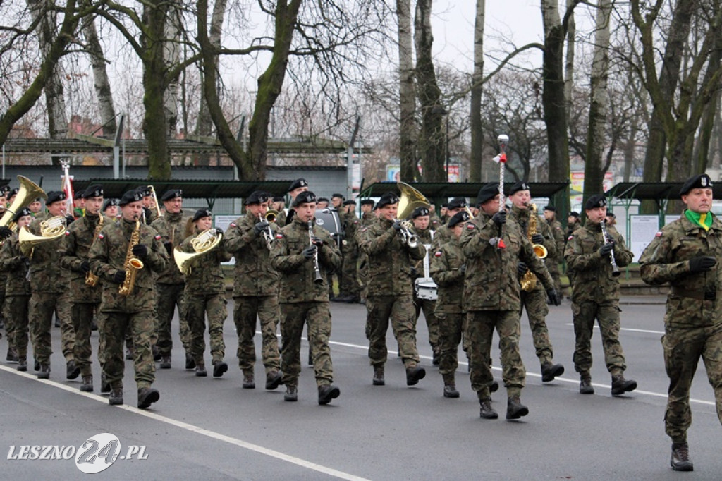 Przysięga żołnierzy dobrowolnej służby w Lesznie