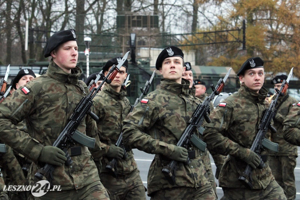 Przysięga żołnierzy dobrowolnej służby w Lesznie