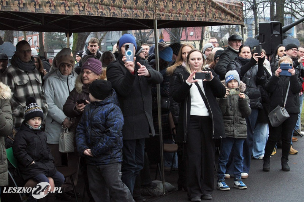 Przysięga żołnierzy dobrowolnej służby w Lesznie