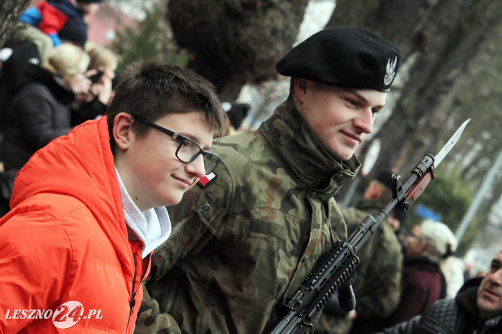 Przysięga żołnierzy dobrowolnej służby w Lesznie