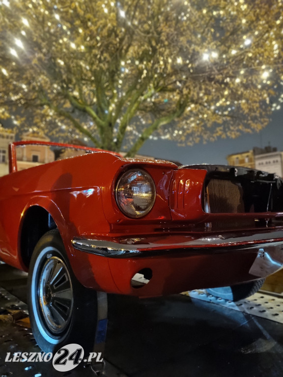 Zlot amerykańskich samochodów w Lesznie