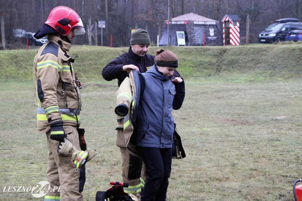 Żołnierze szkolili cywilów na strzelnicy w Wyciążkowie