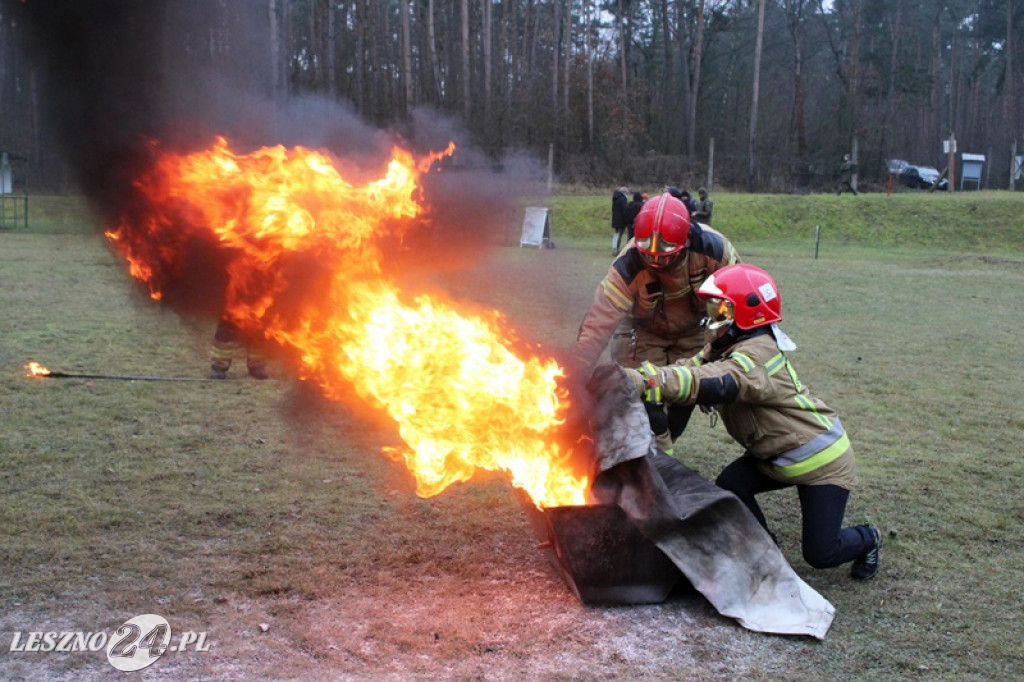 Żołnierze szkolili cywilów na strzelnicy w Wyciążkowie