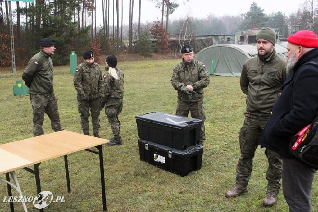 Żołnierze szkolili cywilów na strzelnicy w Wyciążkowie