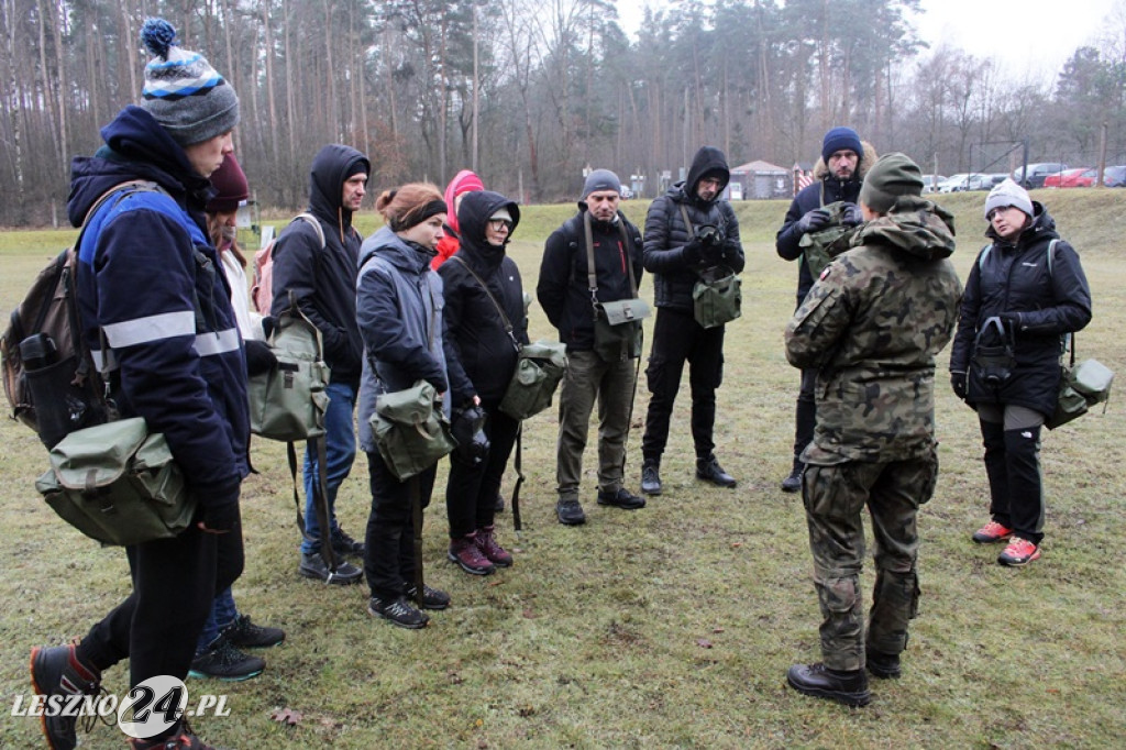 Żołnierze szkolili cywilów na strzelnicy w Wyciążkowie