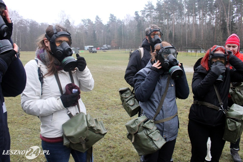 Żołnierze szkolili cywilów na strzelnicy w Wyciążkowie