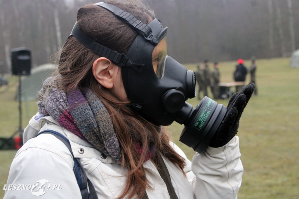 Żołnierze szkolili cywilów na strzelnicy w Wyciążkowie