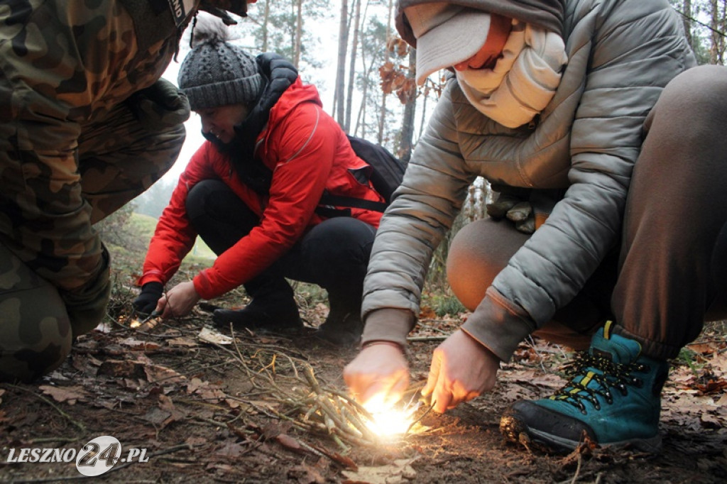 Żołnierze szkolili cywilów na strzelnicy w Wyciążkowie