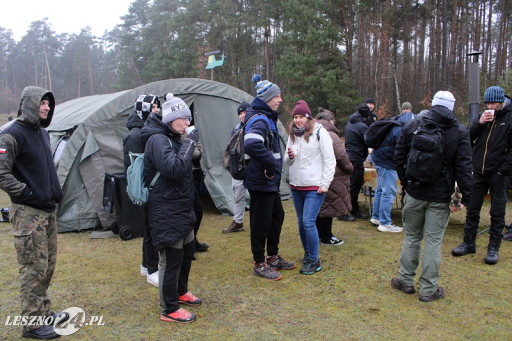 Żołnierze szkolili cywilów na strzelnicy w Wyciążkowie