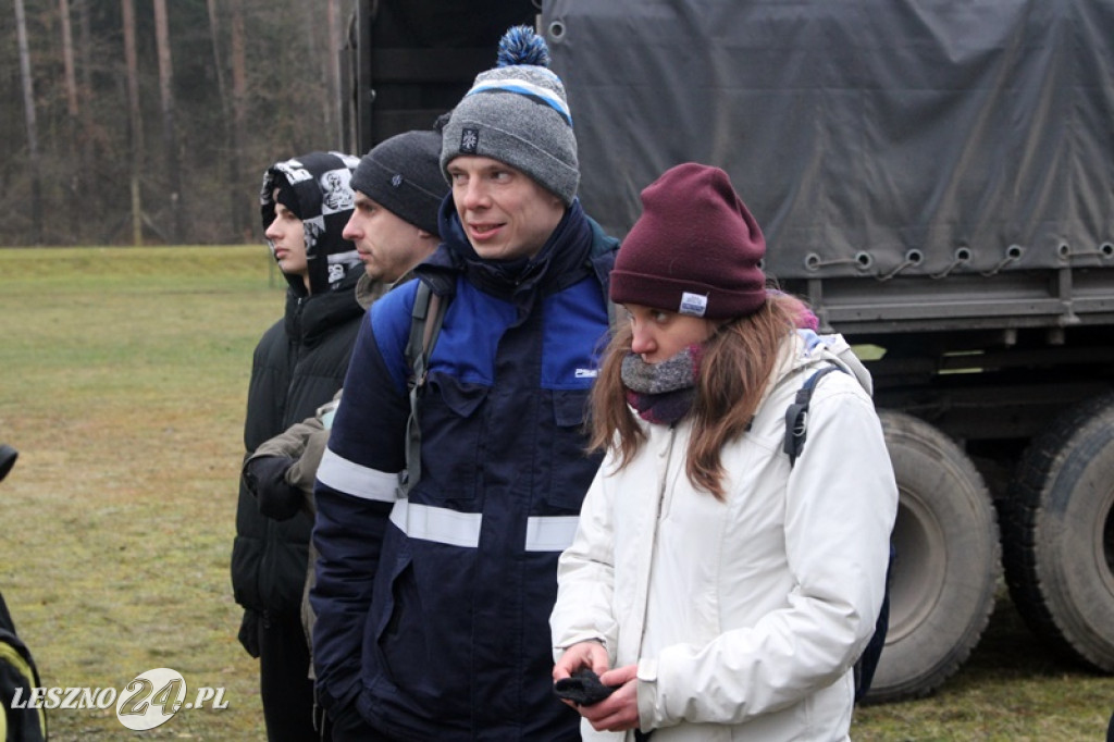 Żołnierze szkolili cywilów na strzelnicy w Wyciążkowie