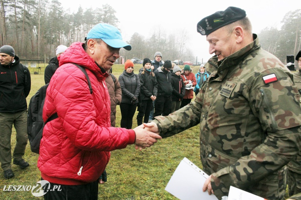 Żołnierze szkolili cywilów na strzelnicy w Wyciążkowie