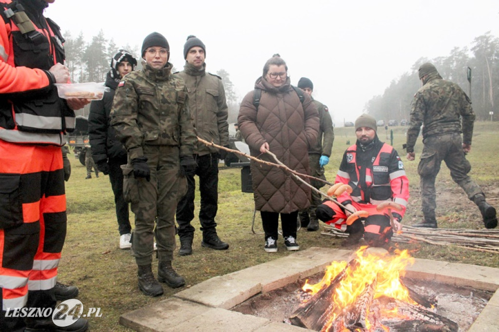 Żołnierze szkolili cywilów na strzelnicy w Wyciążkowie