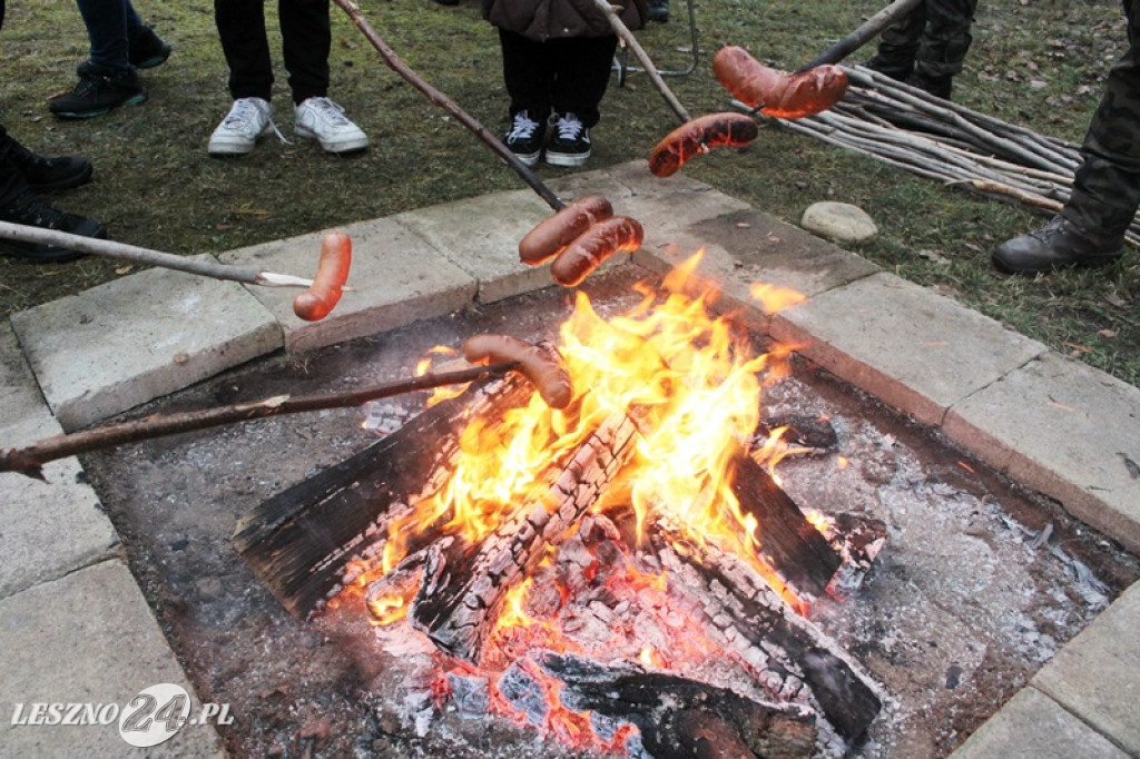 Żołnierze szkolili cywilów na strzelnicy w Wyciążkowie