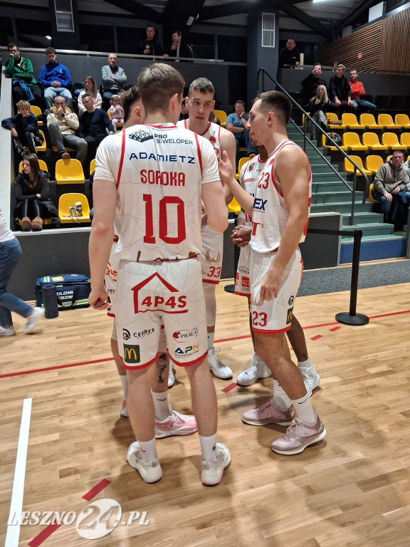 Koszykarskie emocje w Trapezie