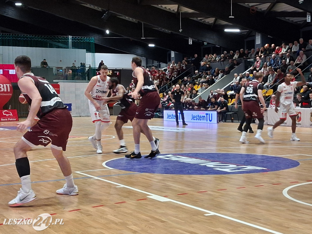 Koszykarskie emocje w Trapezie