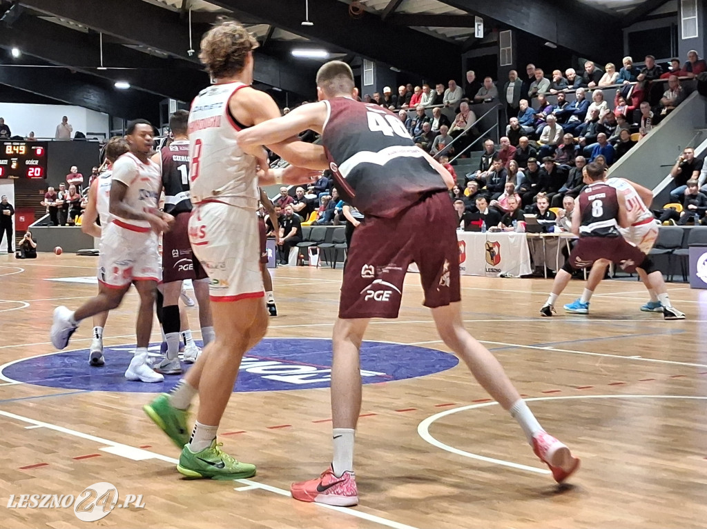 Koszykarskie emocje w Trapezie