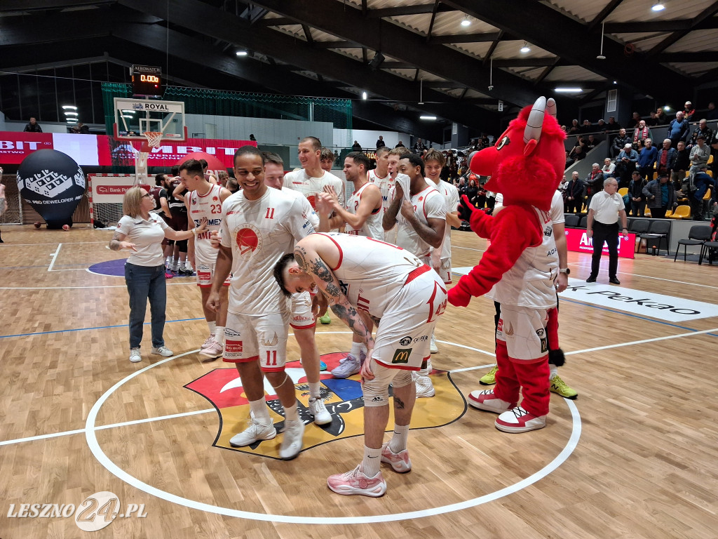 Koszykarskie emocje w Trapezie