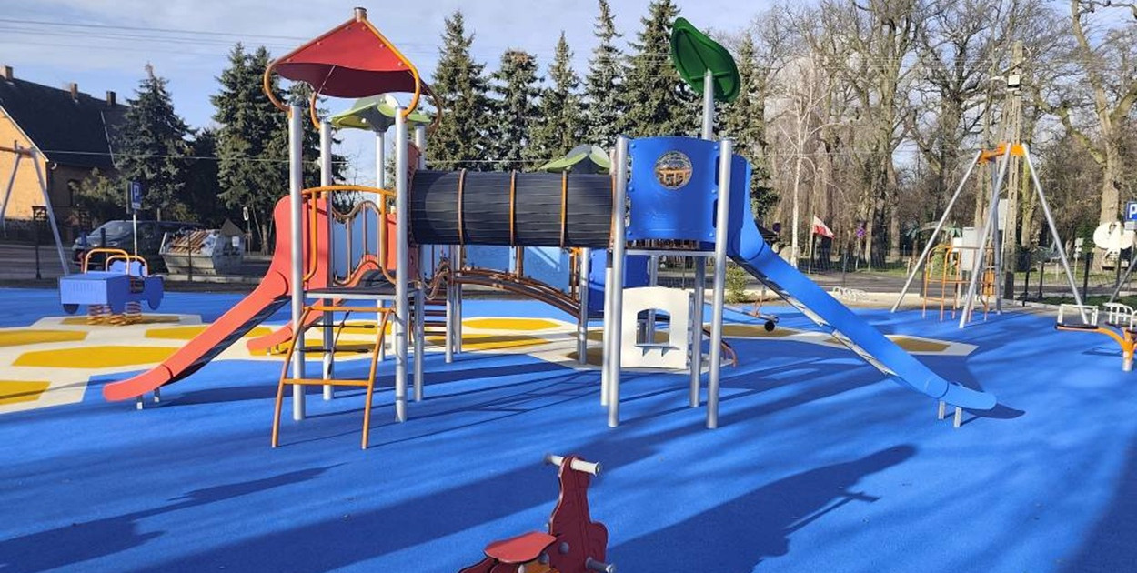 Nowy plac zabaw w Wilkowicach