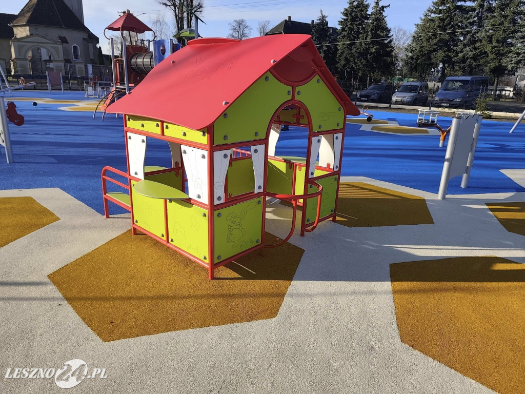 Nowy plac zabaw w Wilkowicach