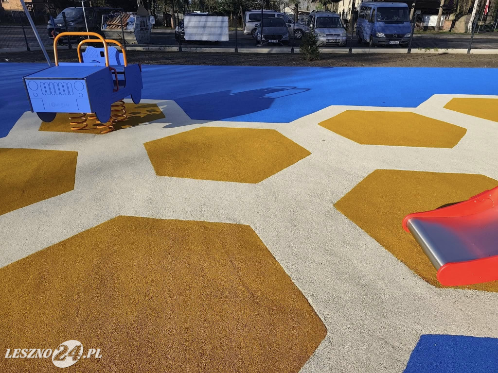 Nowy plac zabaw w Wilkowicach