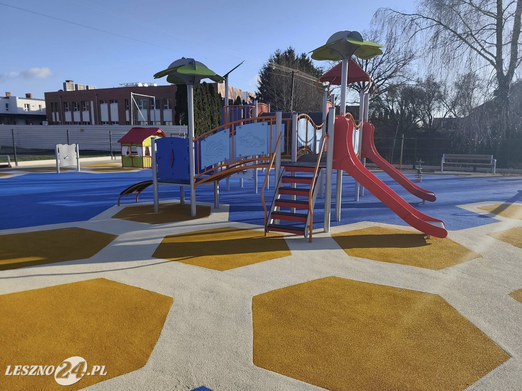Nowy plac zabaw w Wilkowicach