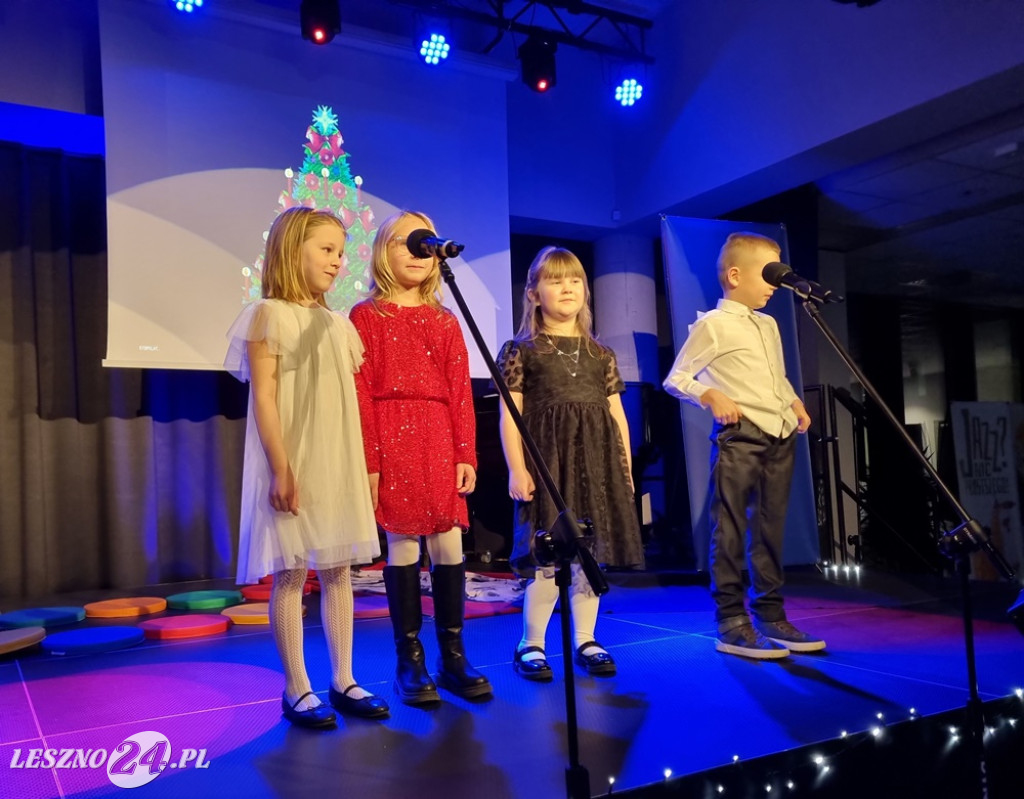 Koncert uczniów Szkoły Podstawowej nr 12 w Lesznie