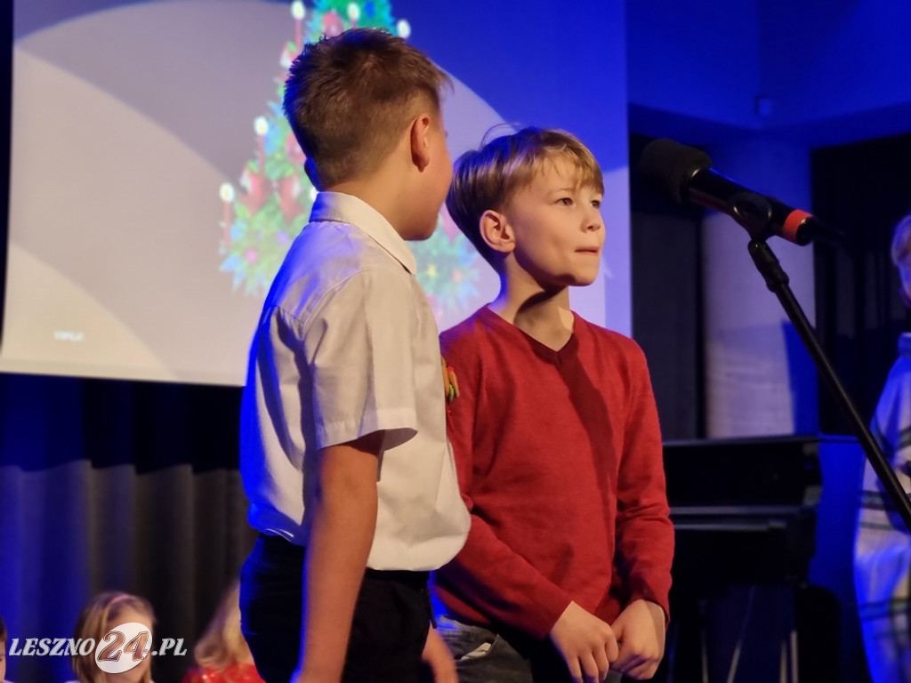 Koncert uczniów Szkoły Podstawowej nr 12 w Lesznie