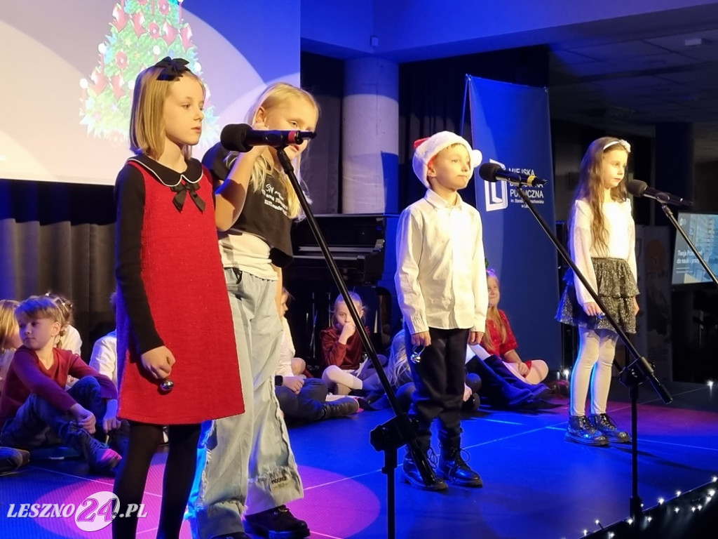 Koncert uczniów Szkoły Podstawowej nr 12 w Lesznie