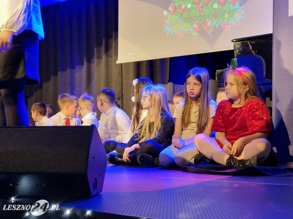 Koncert uczniów Szkoły Podstawowej nr 12 w Lesznie
