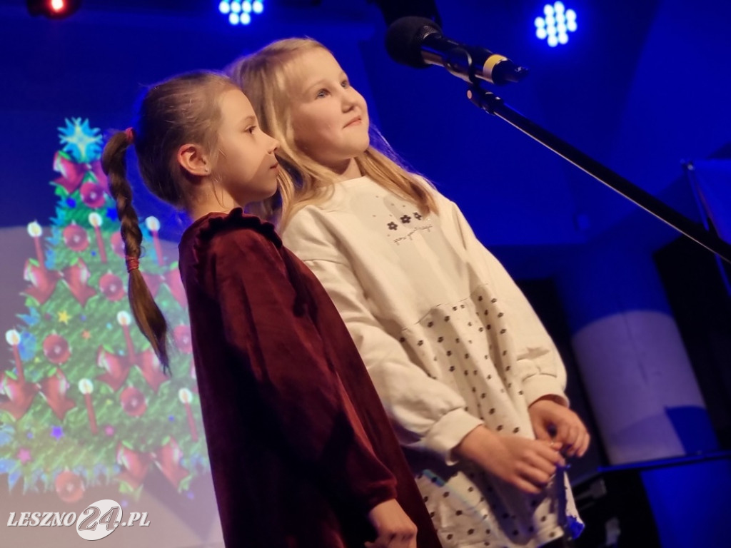Koncert uczniów Szkoły Podstawowej nr 12 w Lesznie
