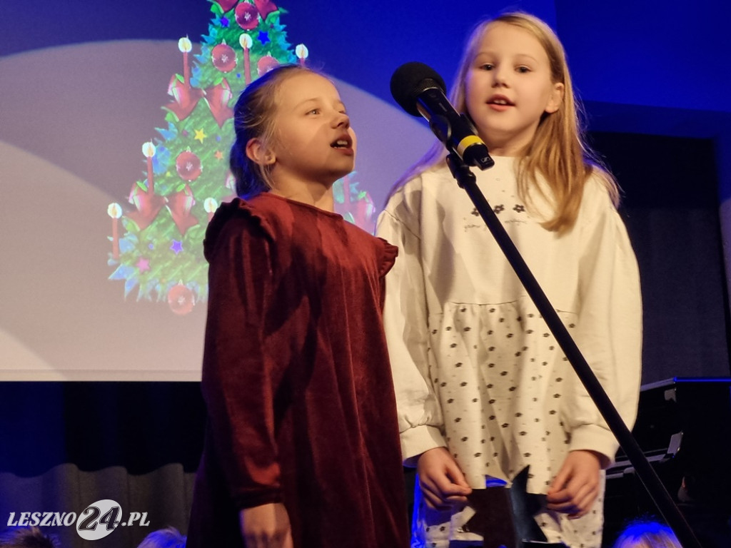 Koncert uczniów Szkoły Podstawowej nr 12 w Lesznie