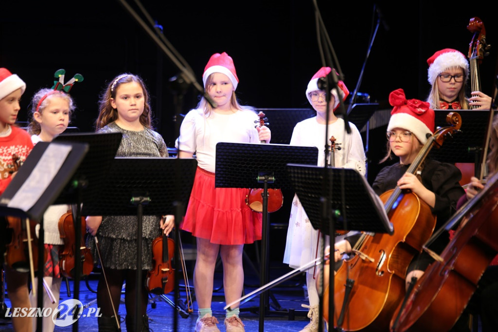 Koncert Świąteczmy PSM I i II stopnia w Lesznie