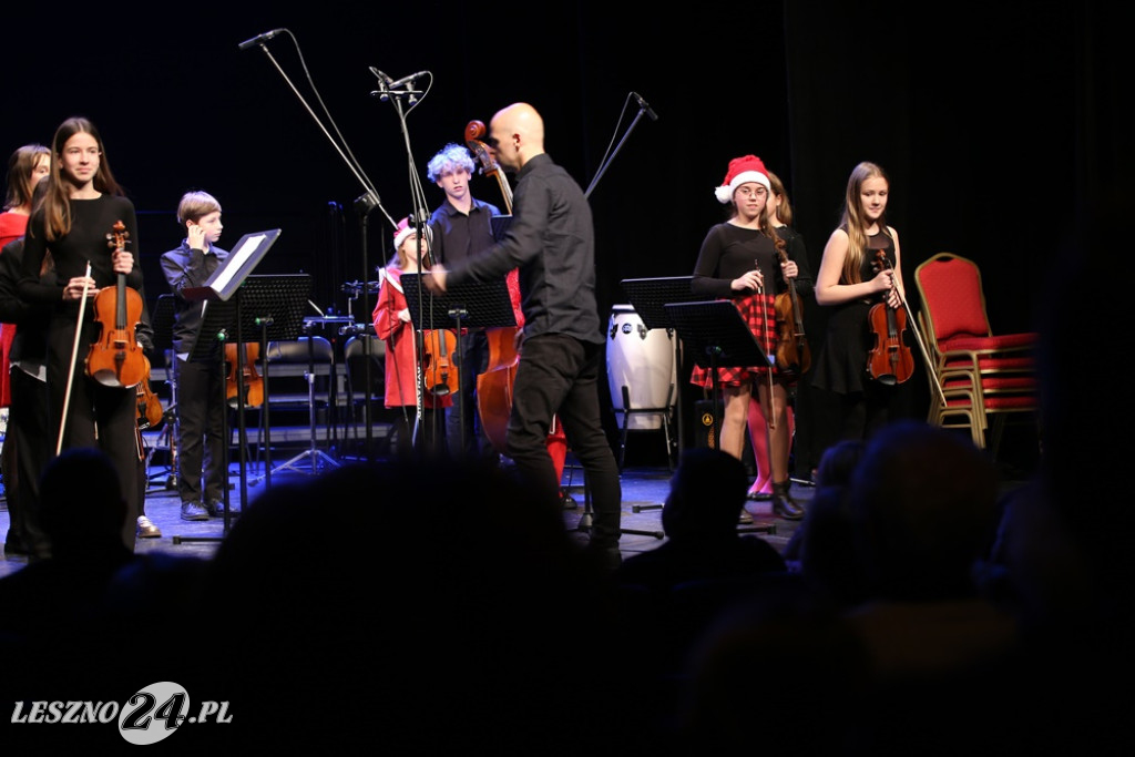 Koncert Świąteczmy PSM I i II stopnia w Lesznie